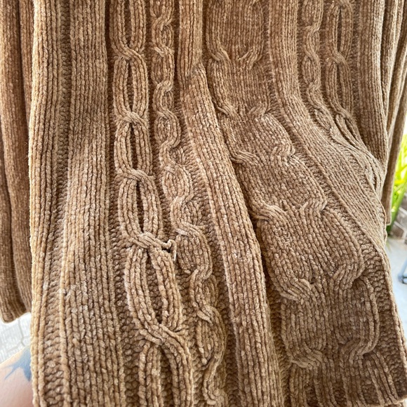 Vintage acrylic soft turtleneck sweater - Picture 7 of 15